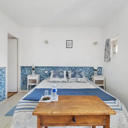 Aux Berges Du Saint Ferreol Bed and Breakfast Les Brunels